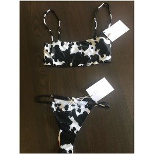 Cute DollsKill TWIIN Cow Print Bikini Set 💚